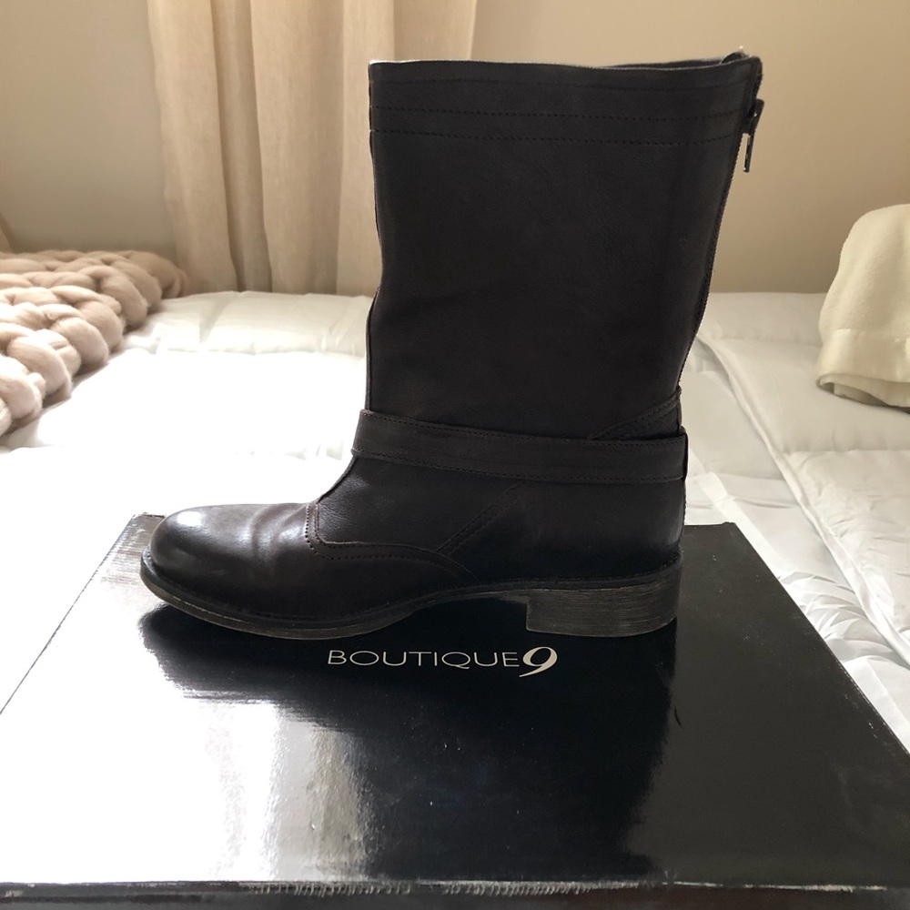 Boutique 9 Dark Brown Motorcycle Style Boots Sz 8